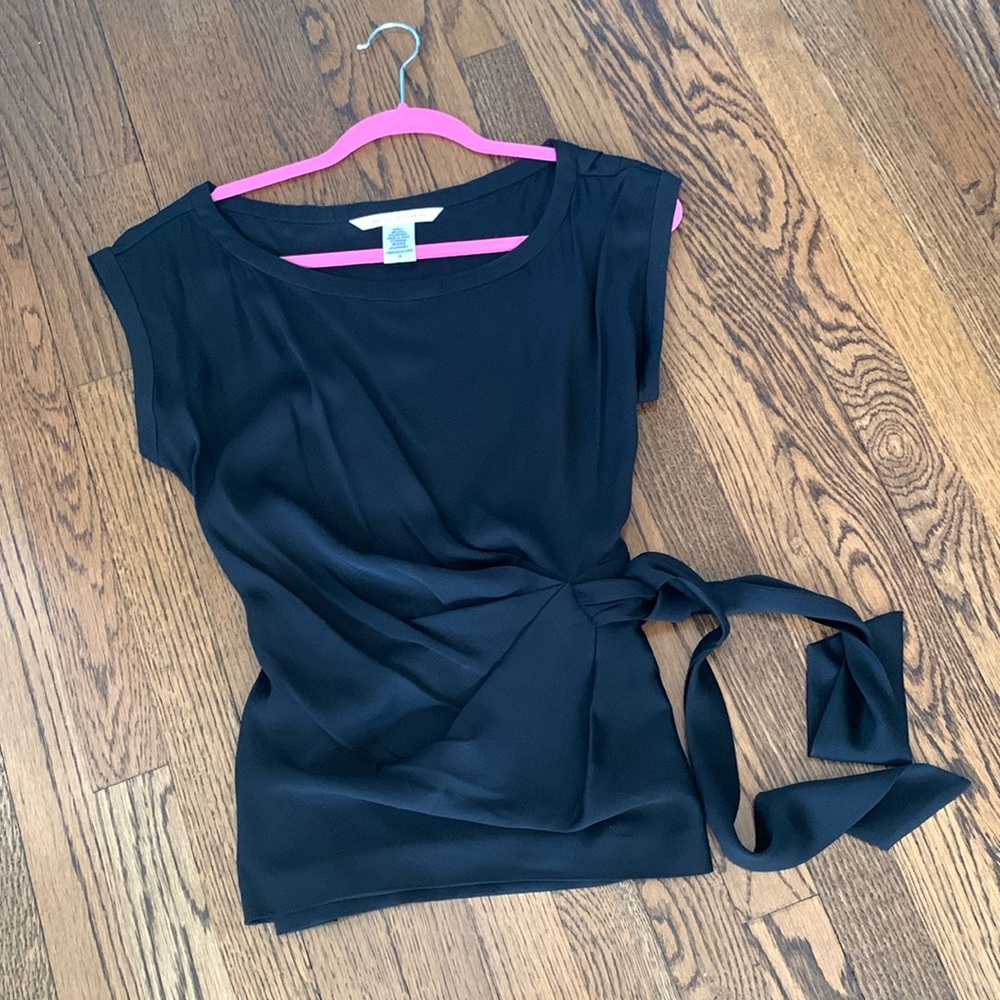 Diane Von  Furstenberg silk top with belted tie, 10